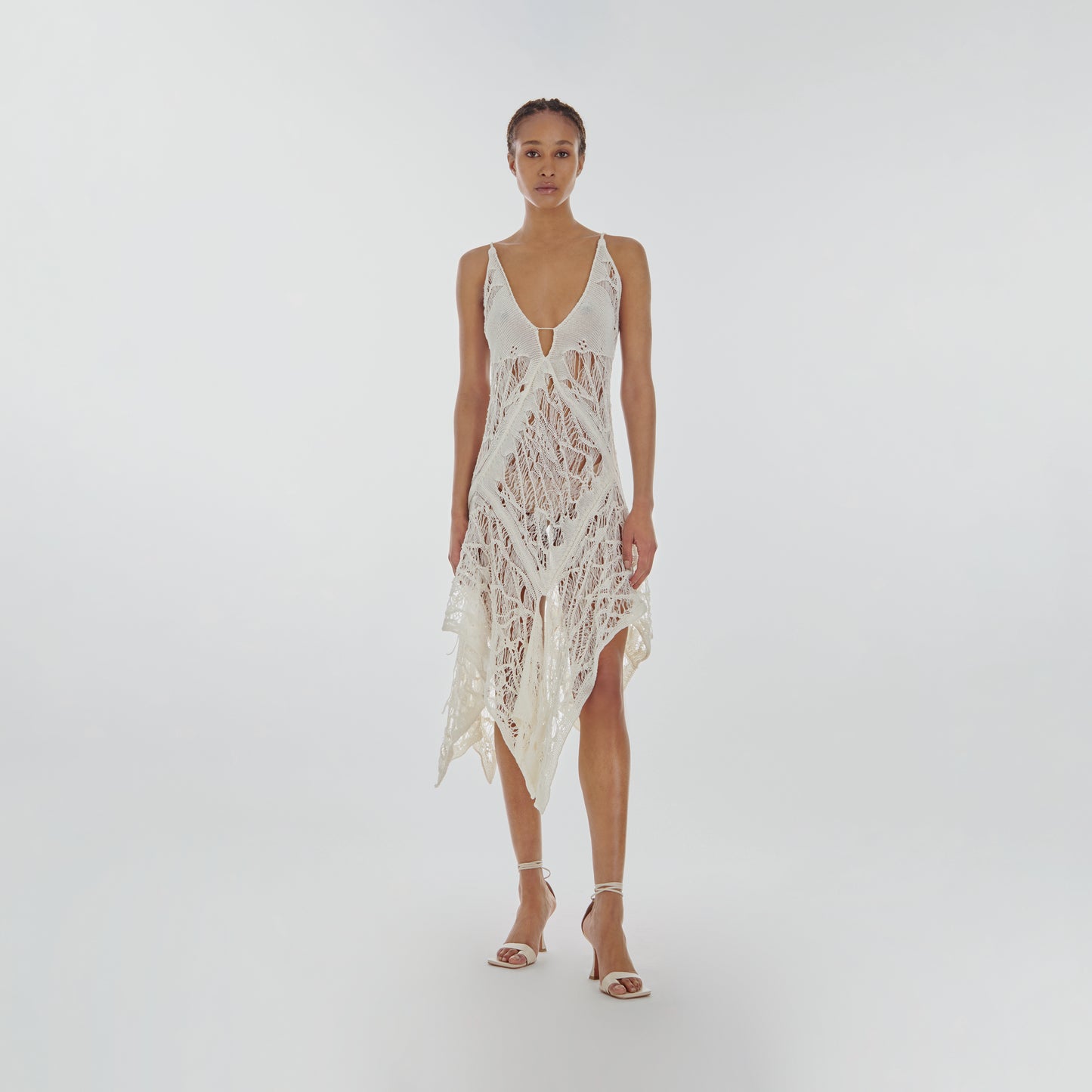 Air Dress in white | Lara Chamandi